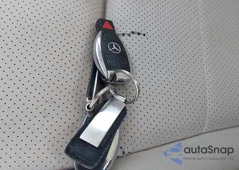 2016 Mercedes-Benz C 300 z USA, uszkodzony, nr VIN WDDWF4JB3GR179176